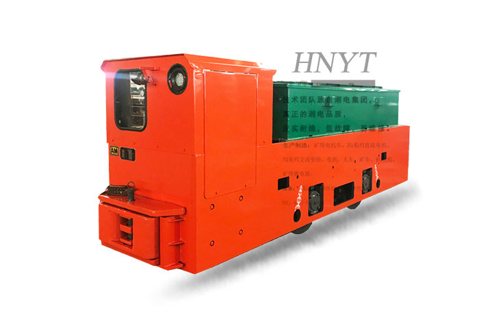 CTY(L)8噸礦用變頻蓄電池式電機(jī)車(chē)-湖南湘潭電機(jī)車(chē)